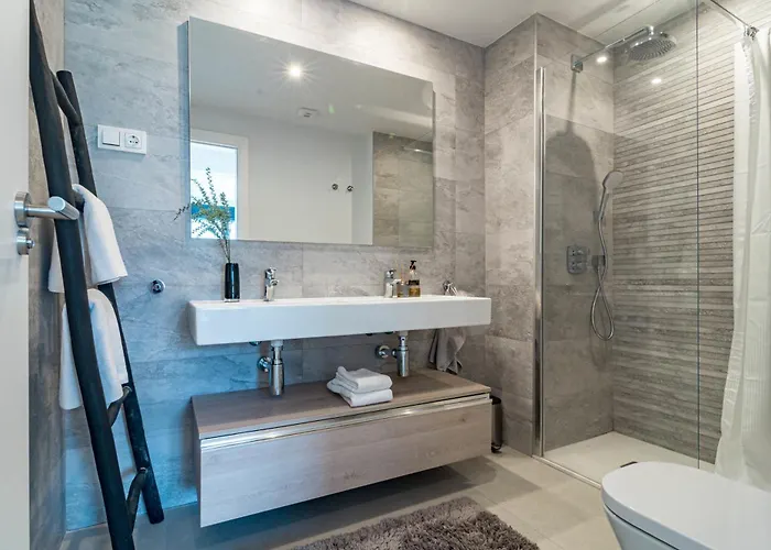 Lme10.3a - Bright Modern Flat With Amazing Terrace *